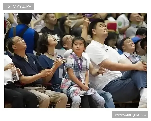 姚明畅谈篮球生涯与未来发展愿景的独家专访